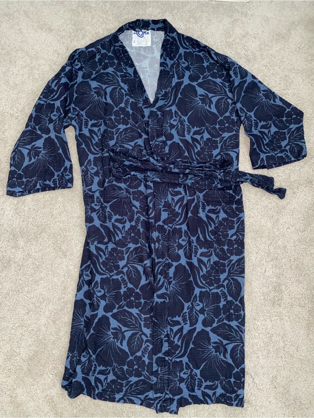 Aloha Collection Staycation Robe Heipua - Picture 2 of 9